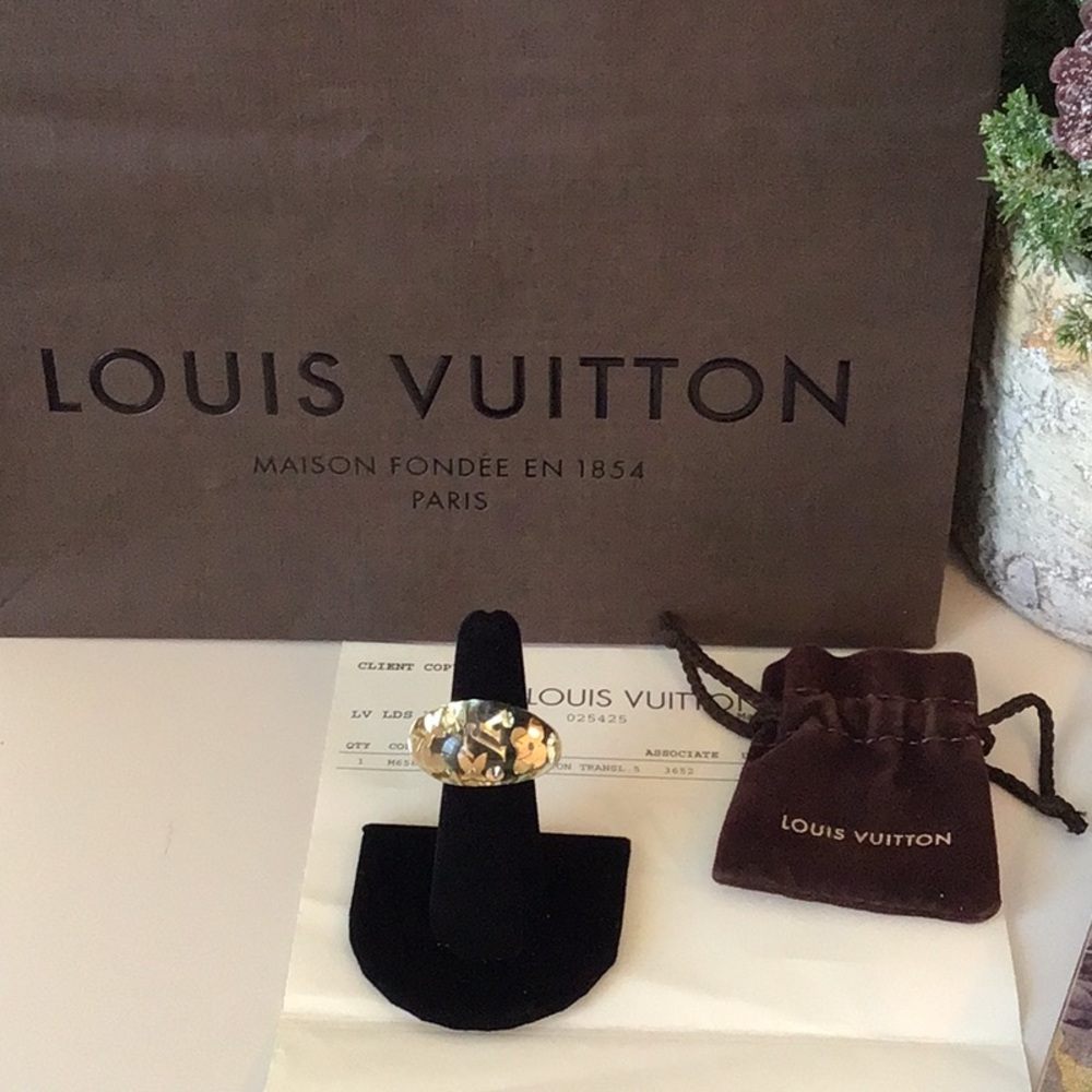 Louis Vuitton Translucent Inclusion Ring - Picture 3 of 9